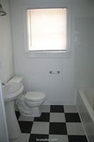 814 Banks, Bryan, TX 77803