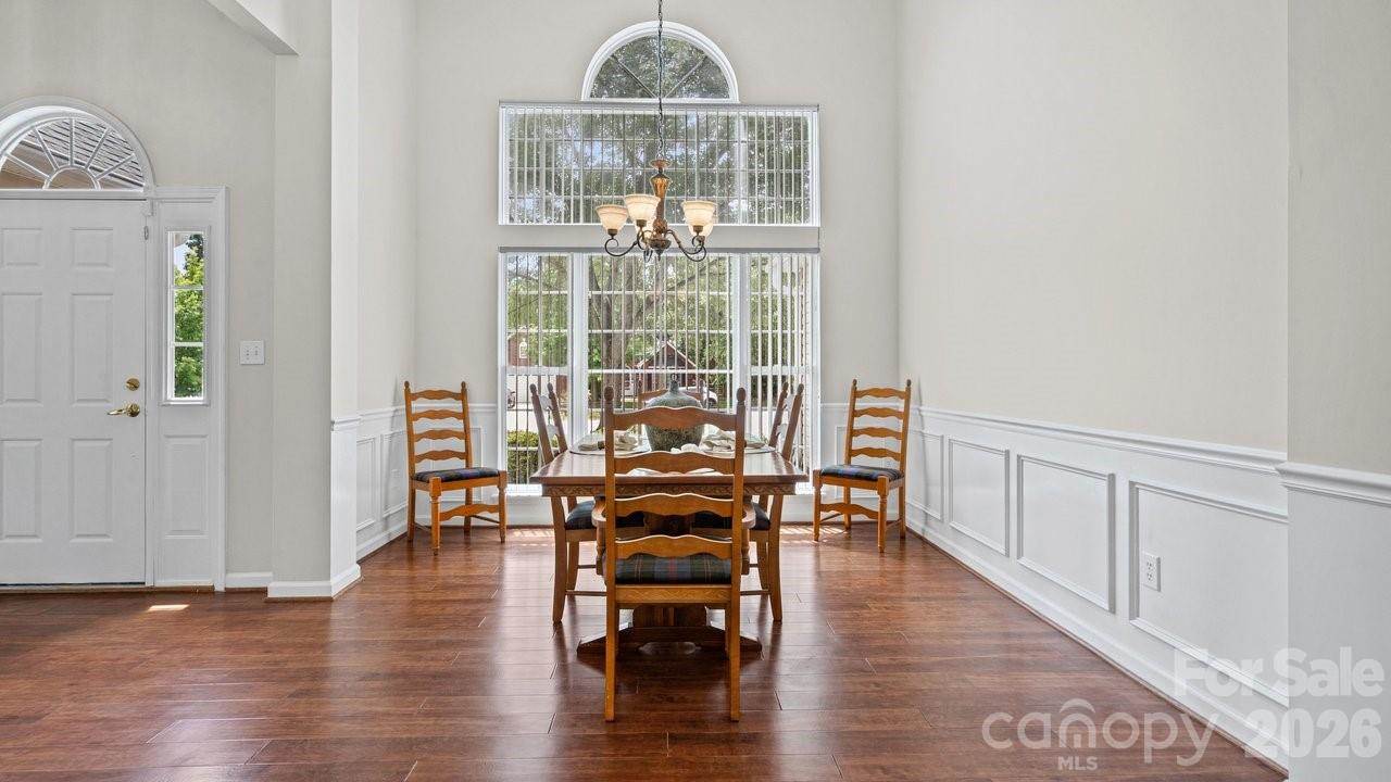 122 Nantucket Court, Mooresville, NC 28117