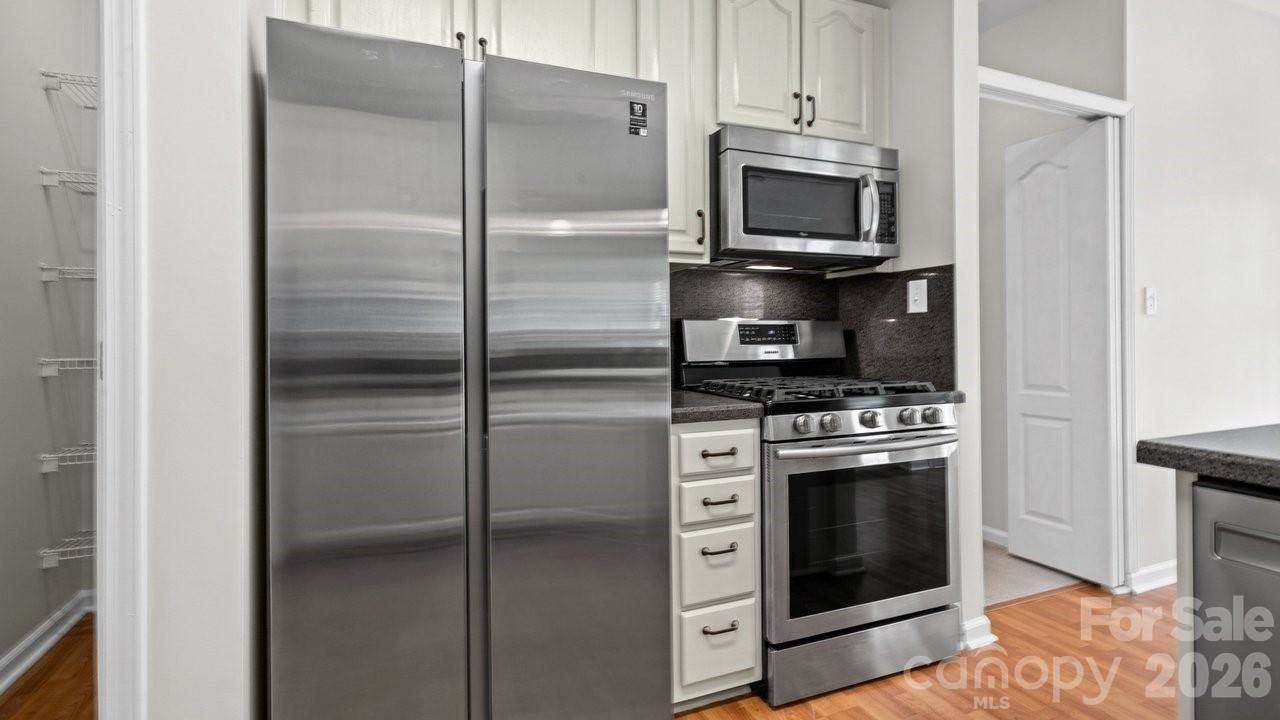 122 Nantucket Court, Mooresville, NC 28117