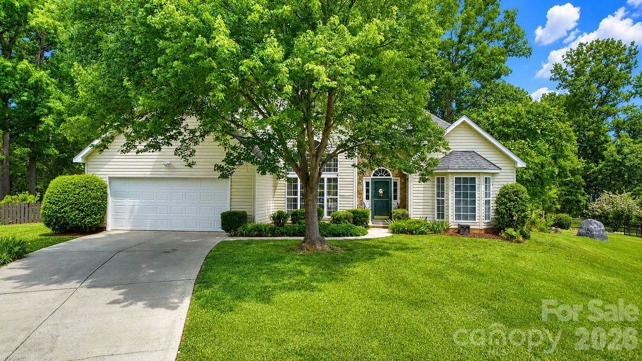 122 Nantucket Court, Mooresville, NC 28117