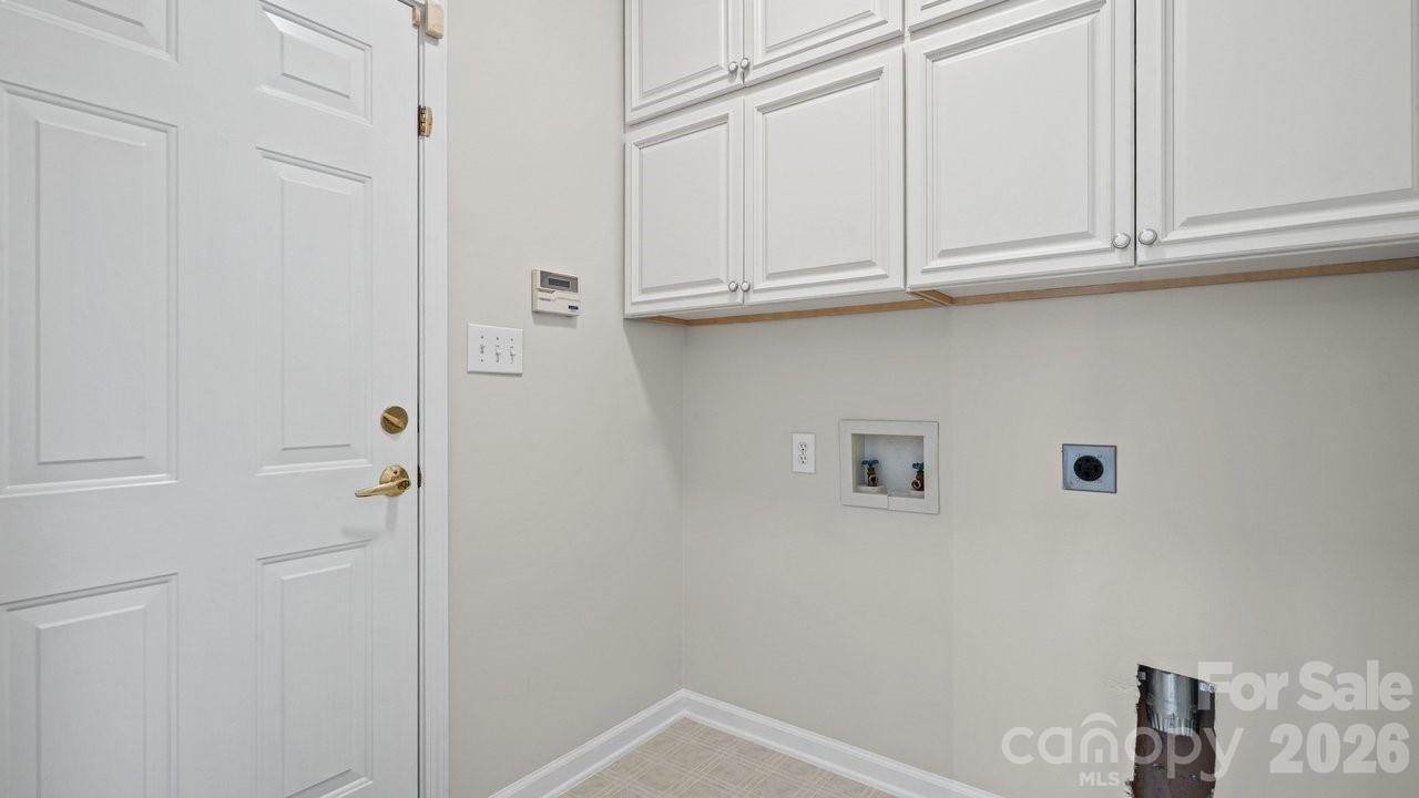 122 Nantucket Court, Mooresville, NC 28117