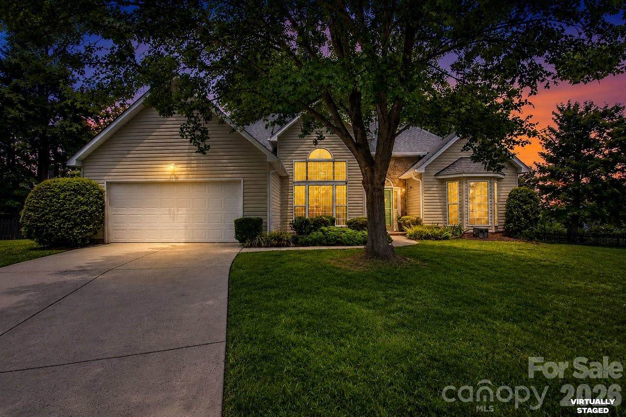 122 Nantucket Court, Mooresville, NC 28117