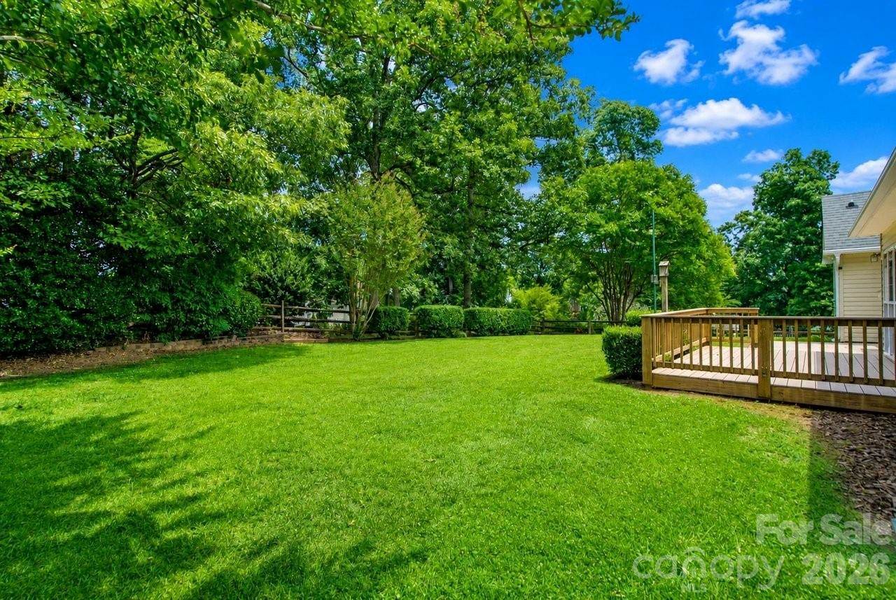 122 Nantucket Court, Mooresville, NC 28117