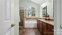 122 Nantucket Court, Mooresville, NC 28117