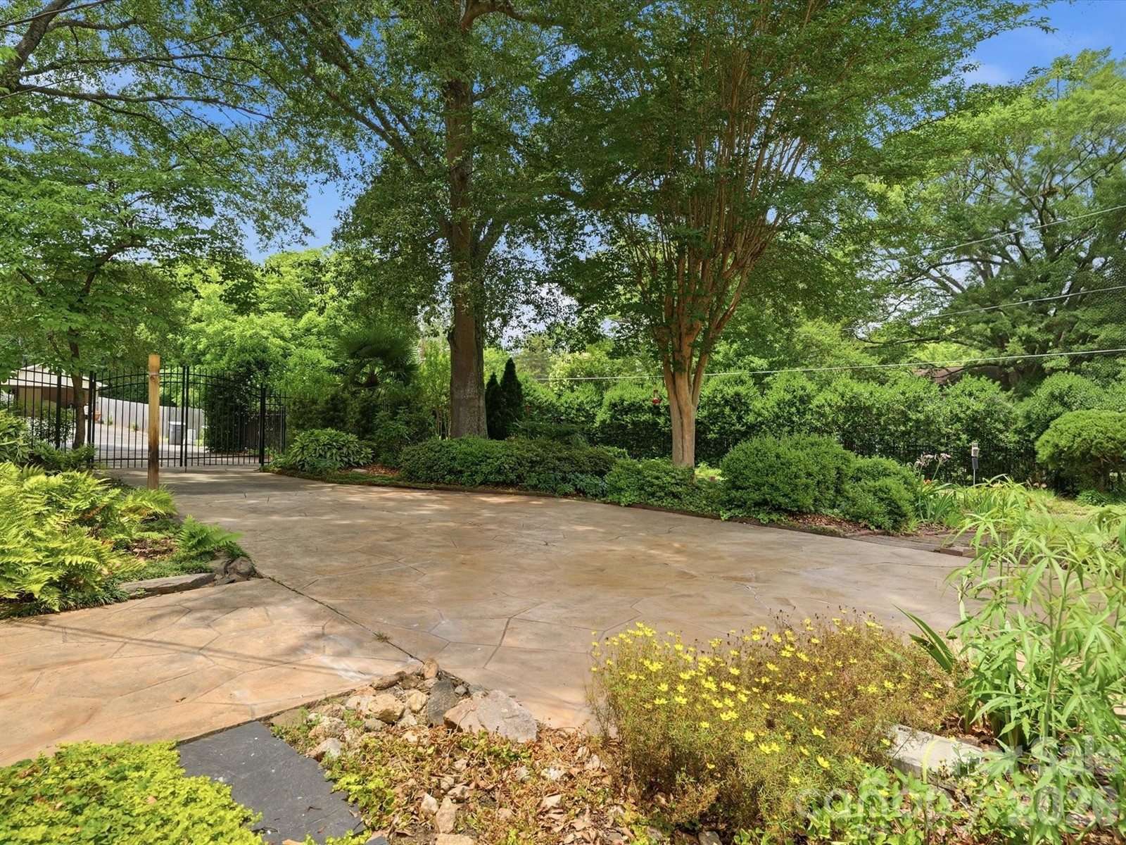 3130 Rea Road, Charlotte, NC 28226