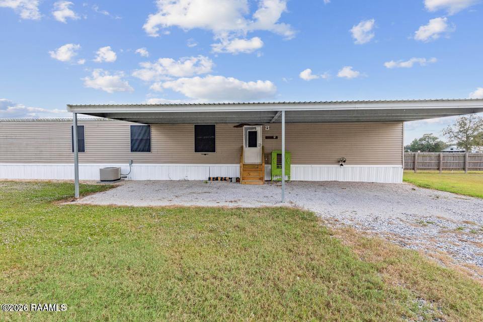 1251 Bordelon Road, Breaux Bridge, LA 70517
