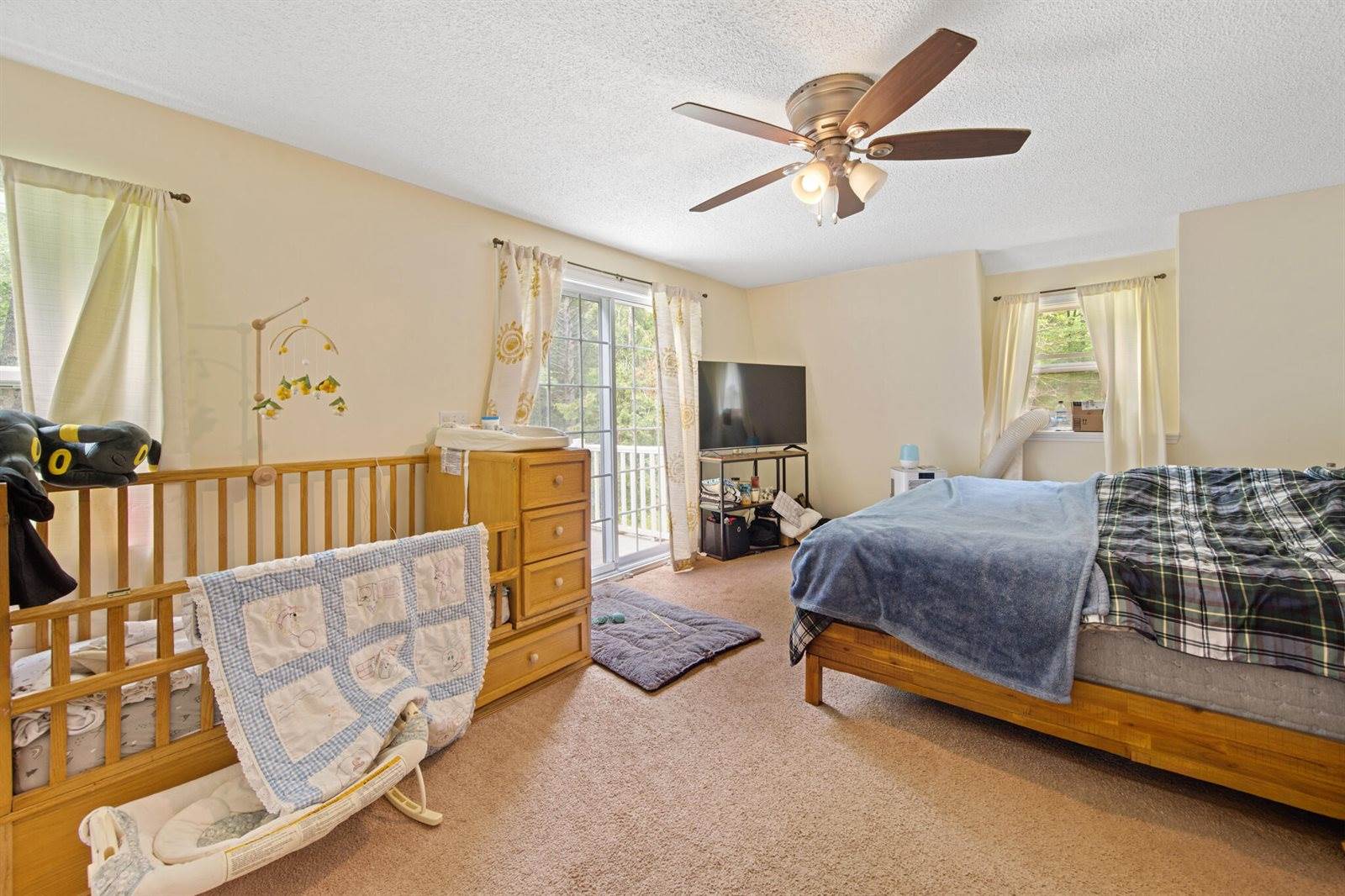 173 County Woods Road, Newport, ME 04953