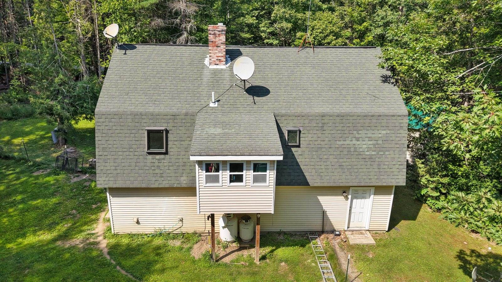 173 County Woods Road, Newport, ME 04953