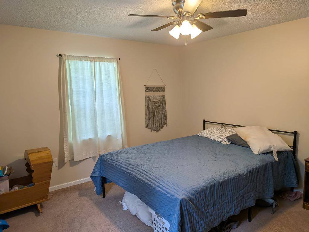 173 County Woods Road, Newport, ME 04953