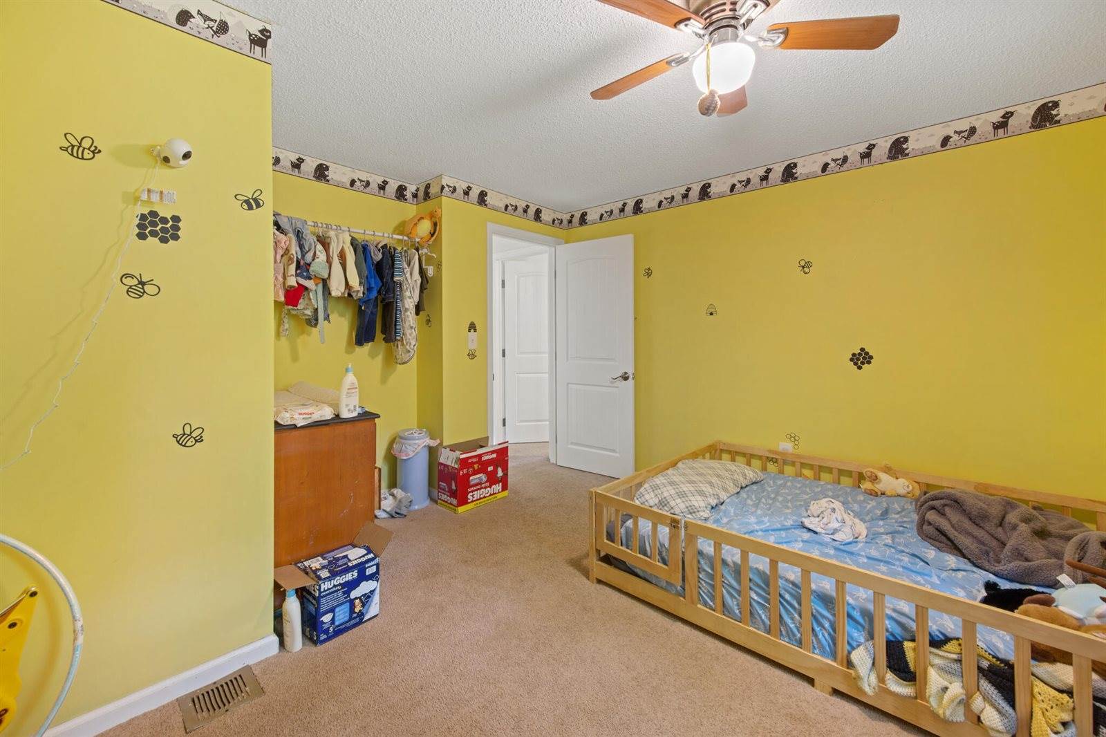 173 County Woods Road, Newport, ME 04953