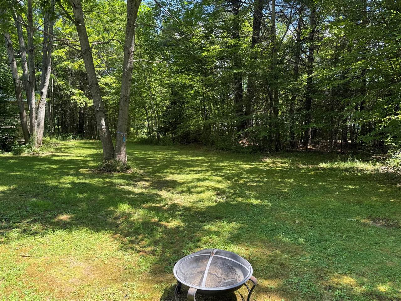 173 County Woods Road, Newport, ME 04953