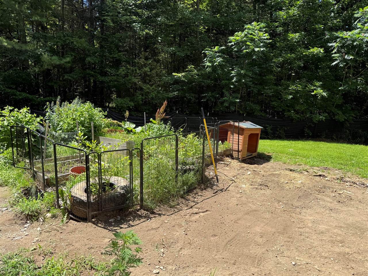 173 County Woods Road, Newport, ME 04953