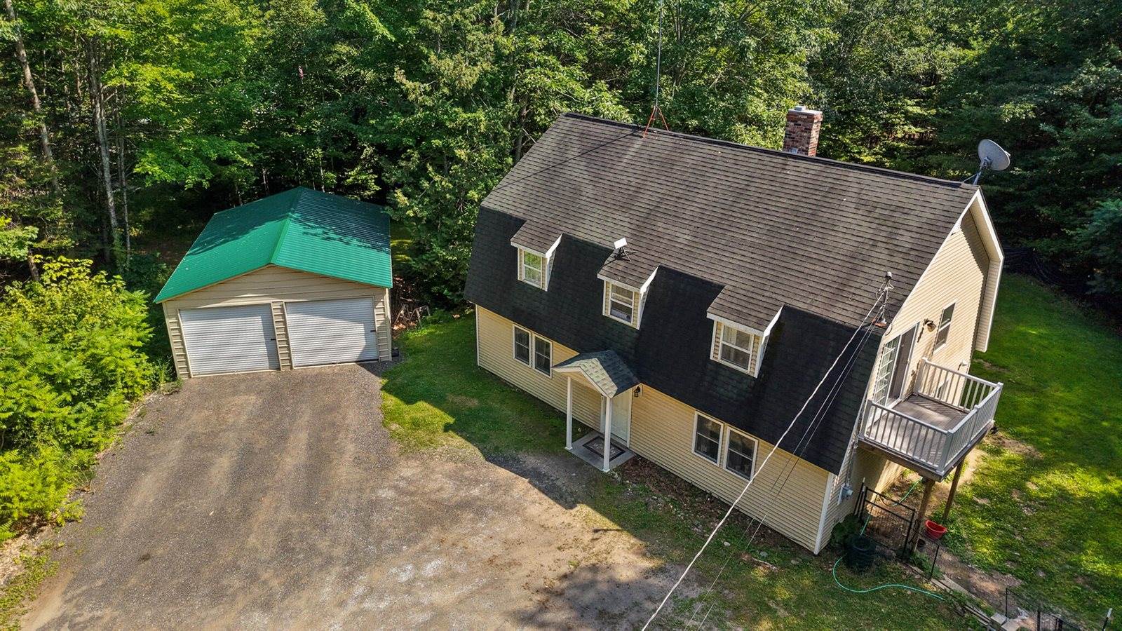 173 County Woods Road, Newport, ME 04953