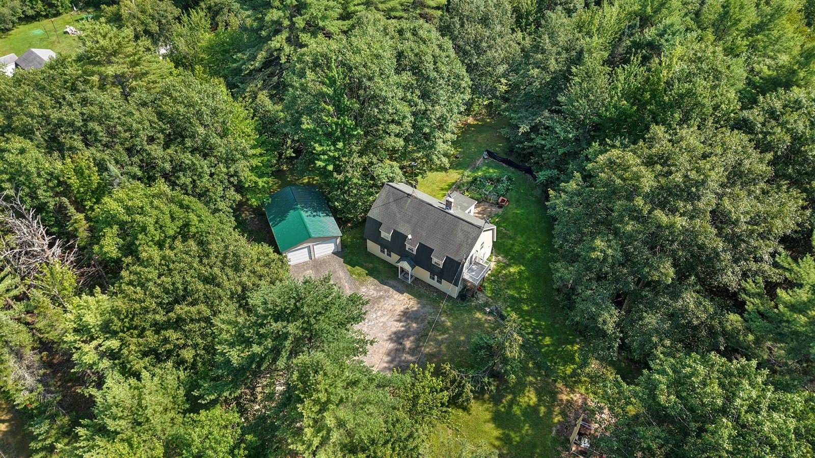 173 County Woods Road, Newport, ME 04953
