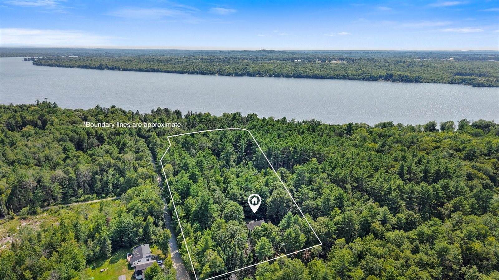 173 County Woods Road, Newport, ME 04953
