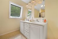 173 County Woods Road, Newport, ME 04953