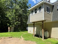 173 County Woods Road, Newport, ME 04953