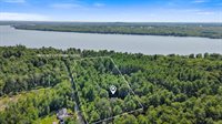 173 County Woods Road, Newport, ME 04953