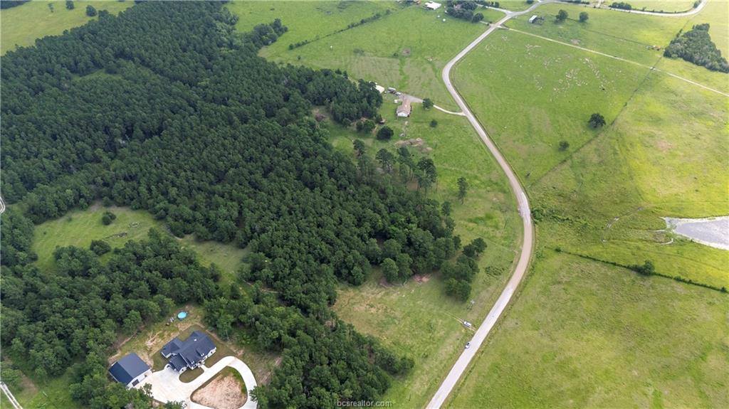 6779 County Road 215, Anderson, TX 77830