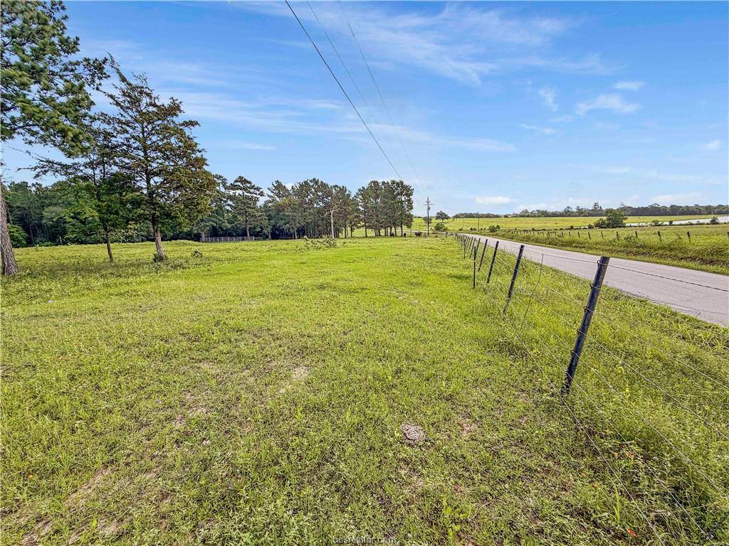 6779 County Road 215, Anderson, TX 77830