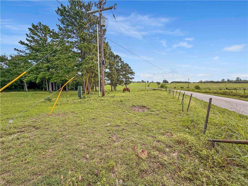 6779 County Road 215, Anderson, TX 77830