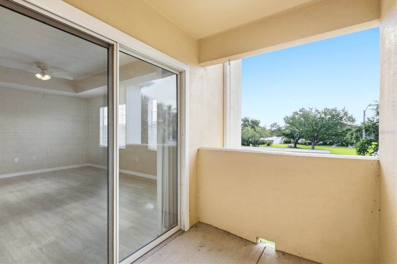 1015 Villagio Circle, Sarasota, FL 34237
