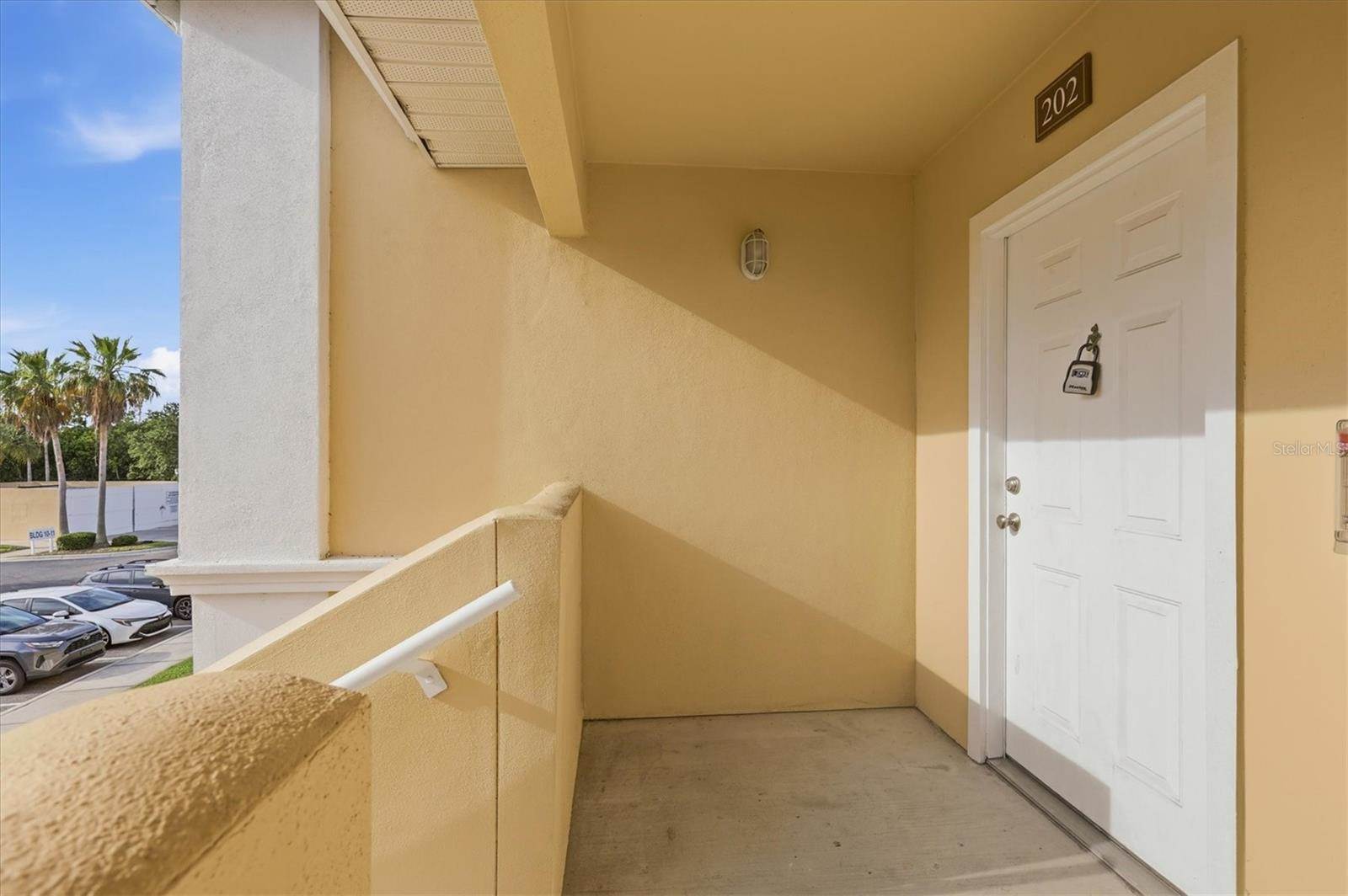 1015 Villagio Circle, Sarasota, FL 34237