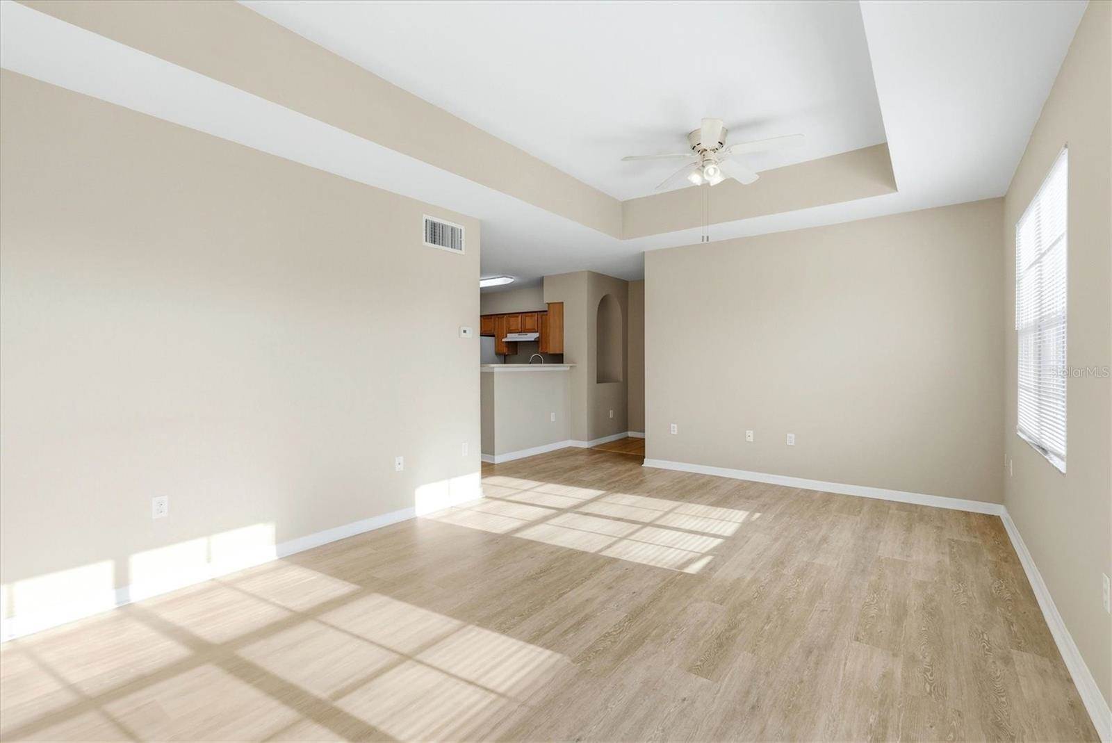 1015 Villagio Circle, Sarasota, FL 34237