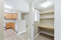 1015 Villagio Circle, Sarasota, FL 34237
