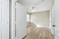 1015 Villagio Circle, Sarasota, FL 34237