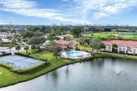 1015 Villagio Circle, Sarasota, FL 34237
