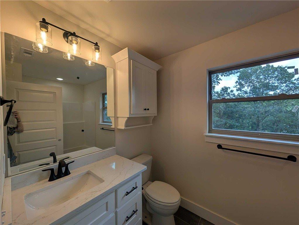 25 Sheffield Drive, Bella Vista, AR 72714