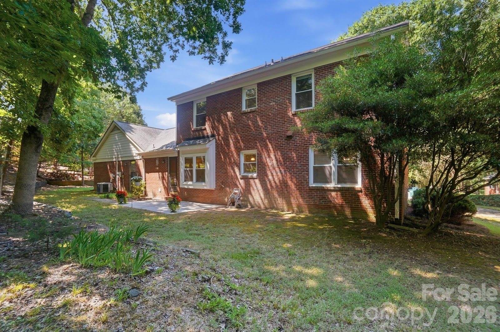 730 Fredricksburg Road, Matthews, NC 28105