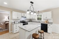 730 Fredricksburg Road, Matthews, NC 28105