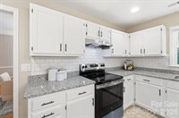 730 Fredricksburg Road, Matthews, NC 28105