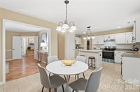 730 Fredricksburg Road, Matthews, NC 28105