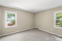 730 Fredricksburg Road, Matthews, NC 28105
