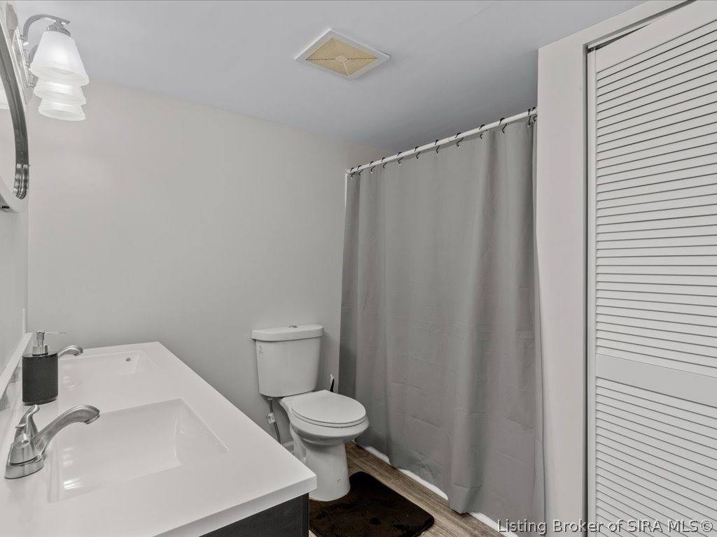 2505 Lincoln Drive, Clarksville, IN 47129