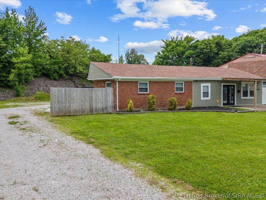 2505 Lincoln Drive, Clarksville, IN 47129
