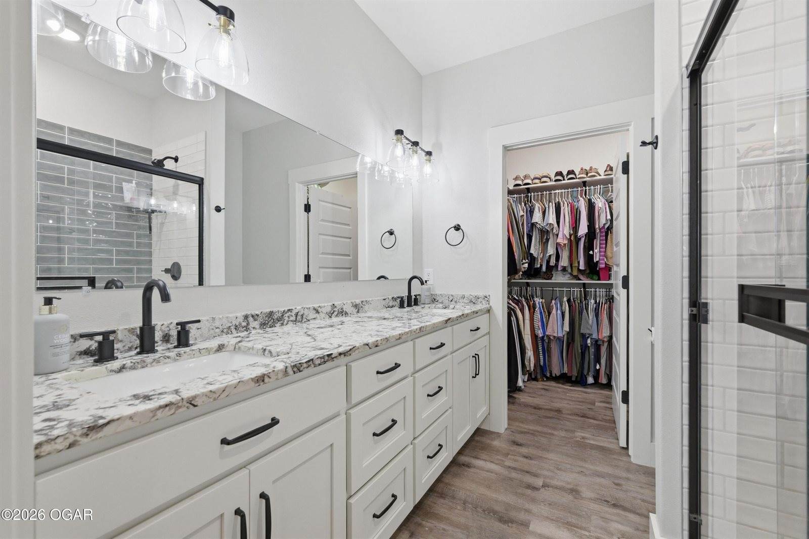 2206 Harlow Street, Carthage, MO 64836
