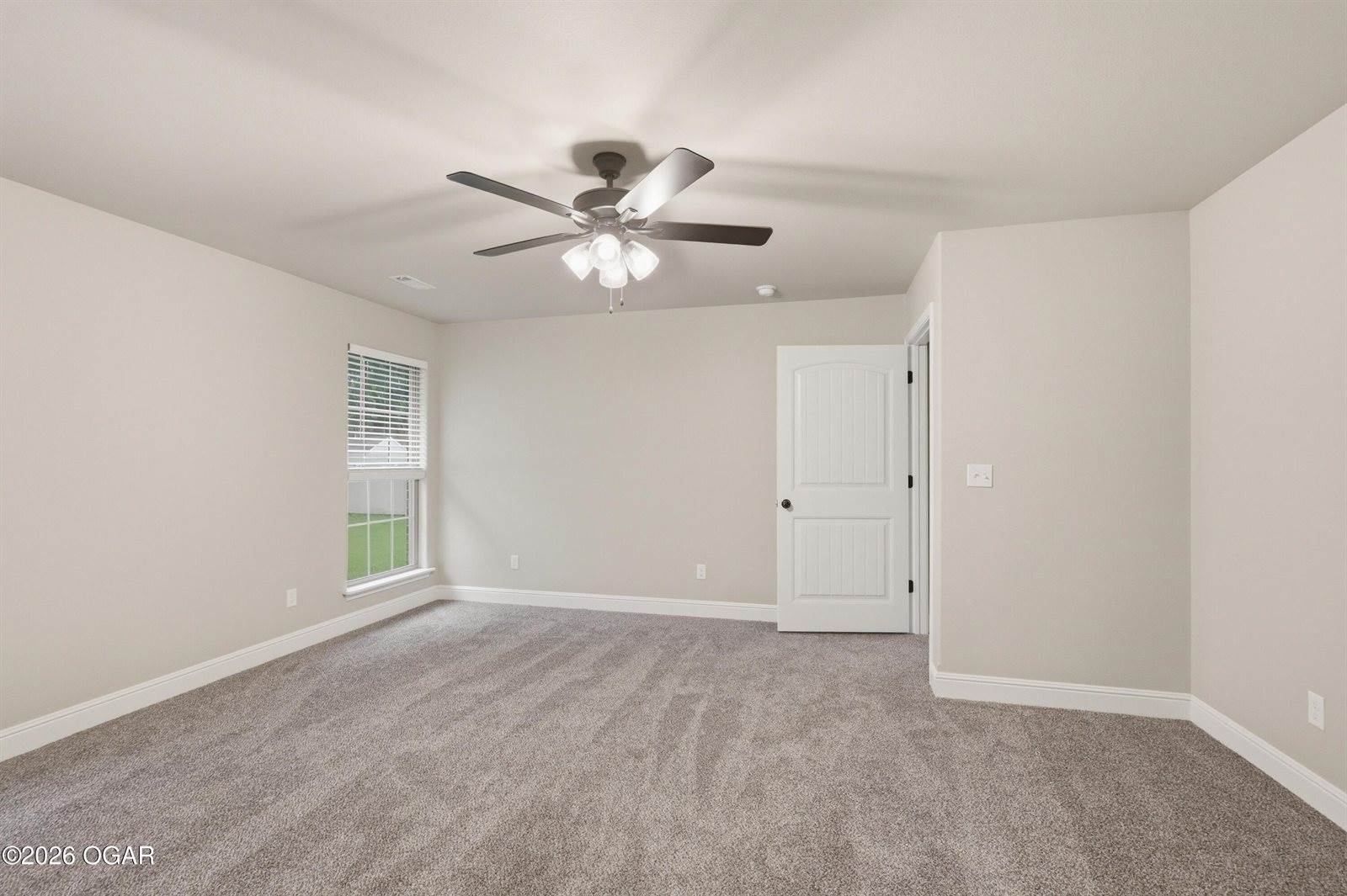 2011 Eagle Drive, Neosho, MO 64850