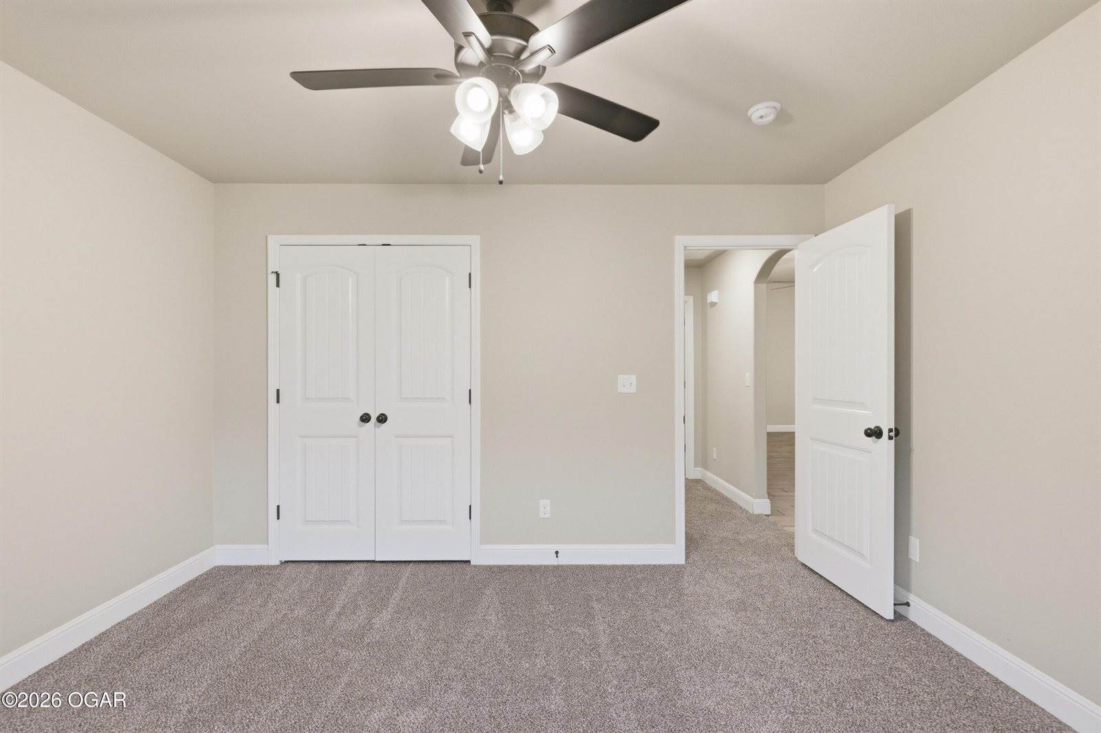 2011 Eagle Drive, Neosho, MO 64850