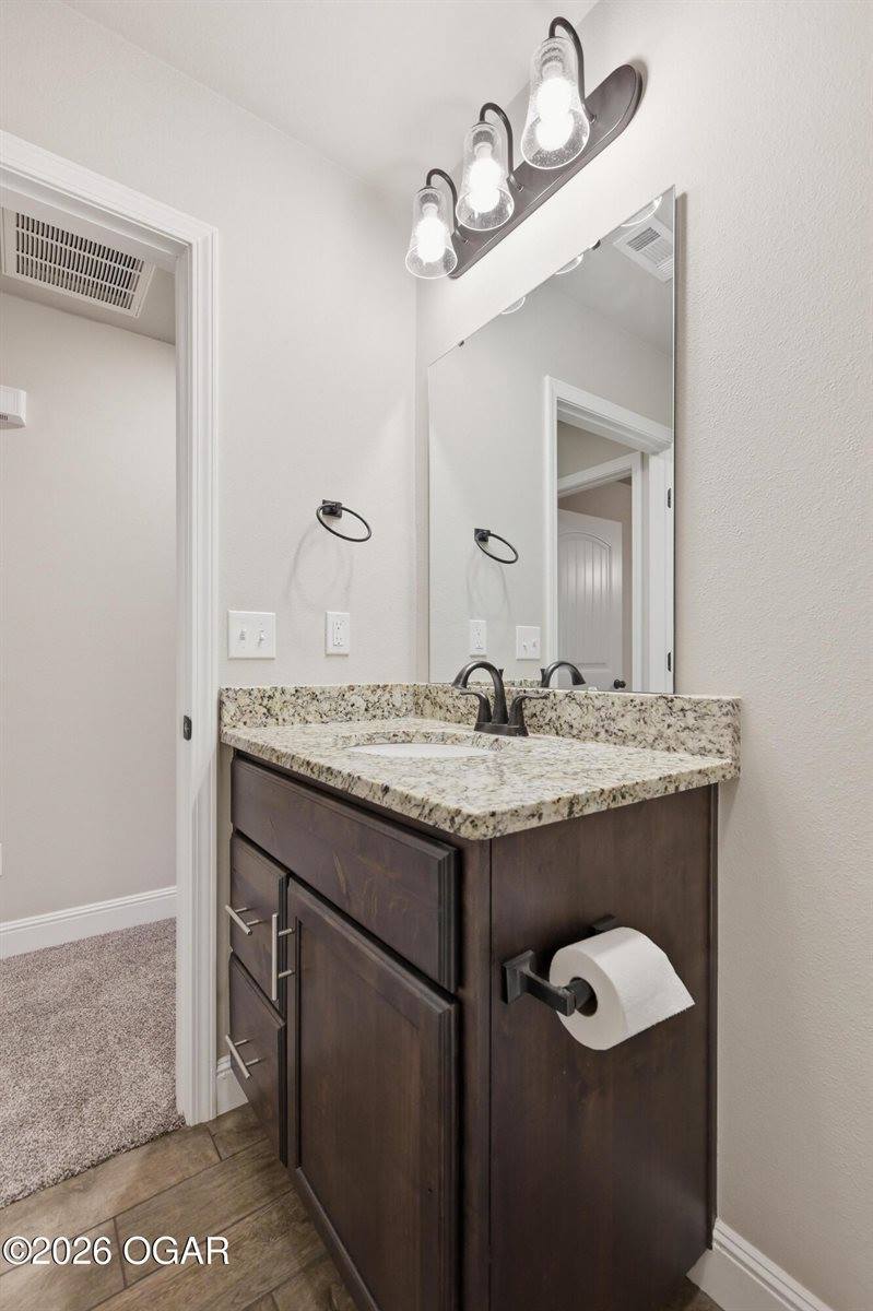 2011 Eagle Drive, Neosho, MO 64850
