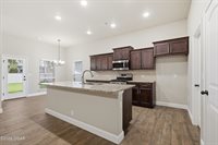 2011 Eagle Drive, Neosho, MO 64850
