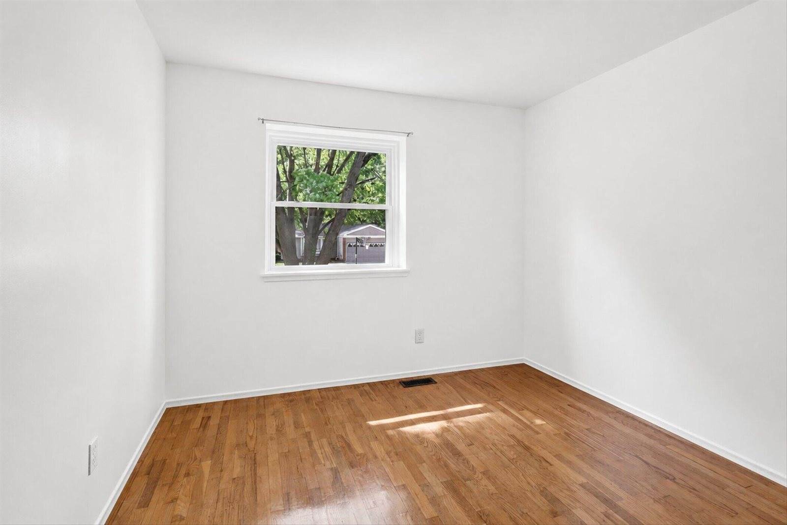 6305 Marlow Street, Portage, MI 49024