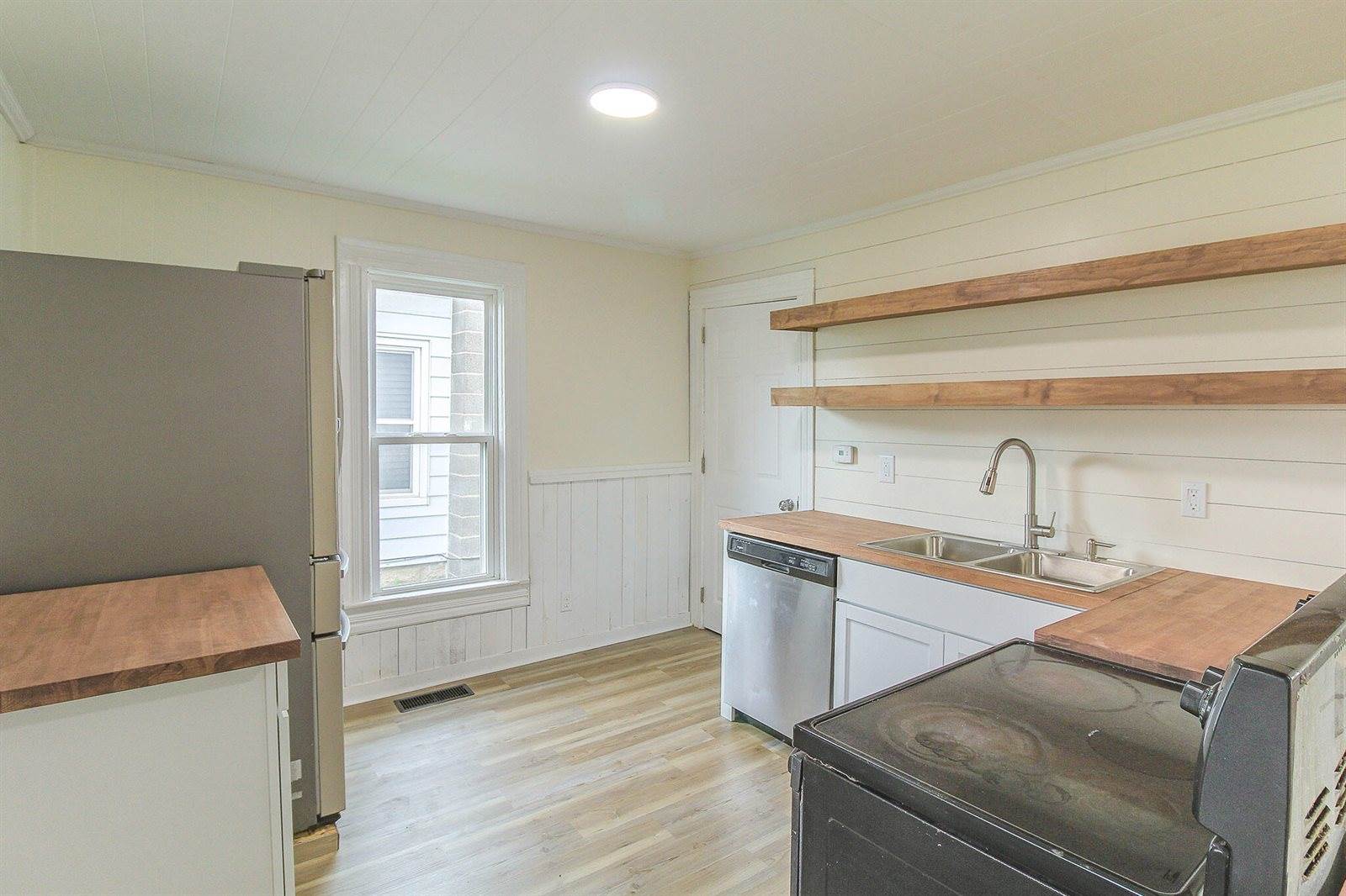 117 Helen Avenue, Otsego, MI 49078