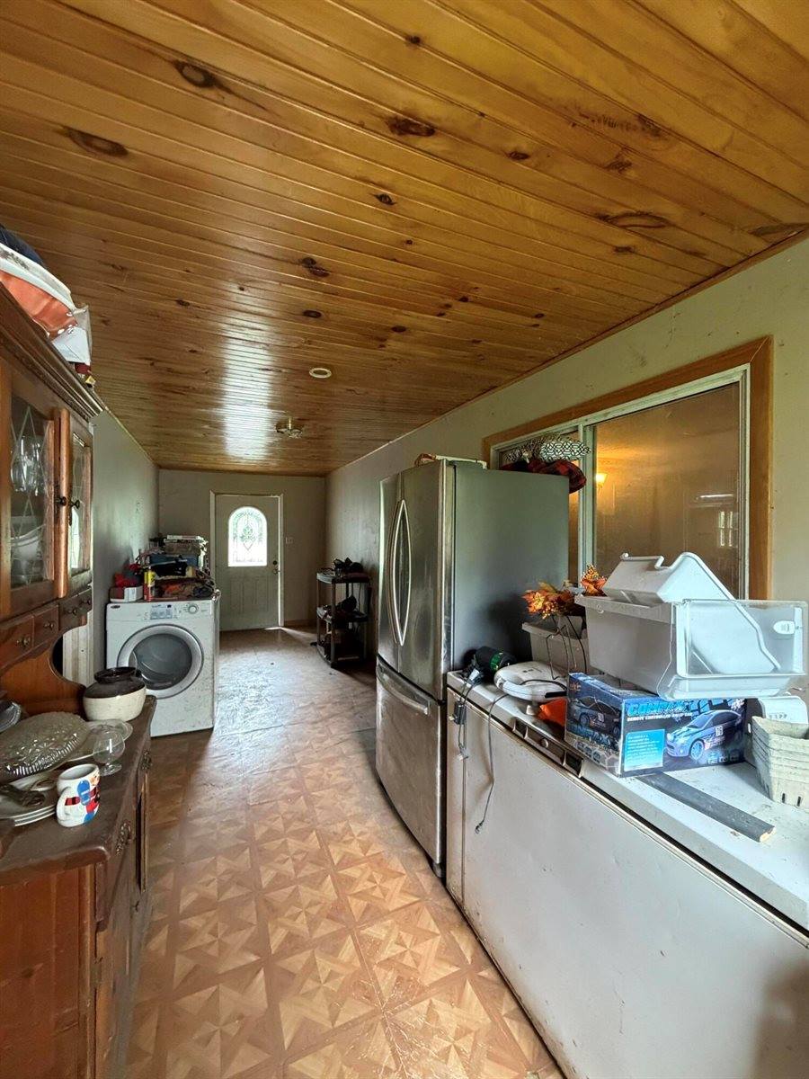 931 Oliver Hill Road, Garland, ME 04939
