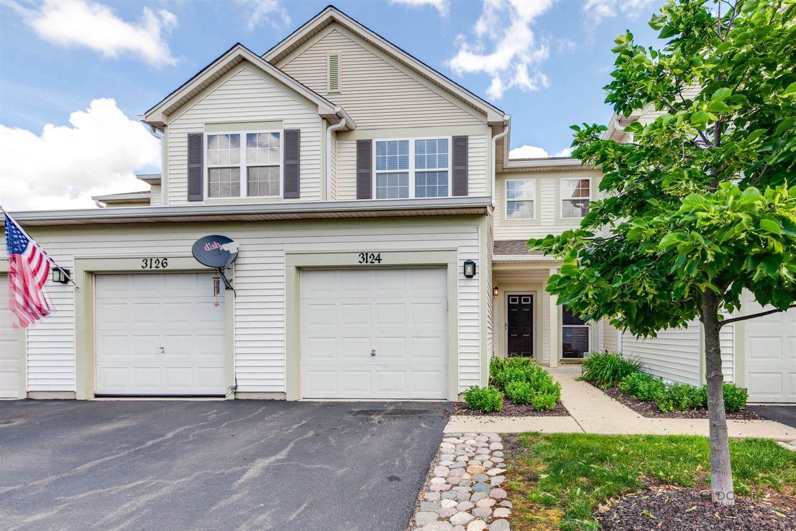 3124 Falling Waters Lane, Lindenhurst, IL 60046