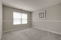 3124 Falling Waters Lane, Lindenhurst, IL 60046