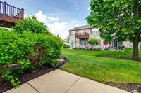 3124 Falling Waters Lane, Lindenhurst, IL 60046